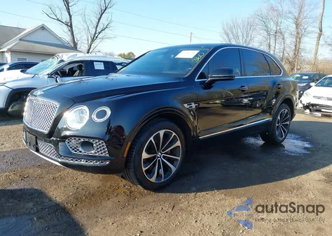 2018 Bentley Bentayga Activity Edition/Black Edition/Mulliner/Onyx Edition/W12 z USA, uszkodzony, nr VIN SJAAC2ZV6JC017909